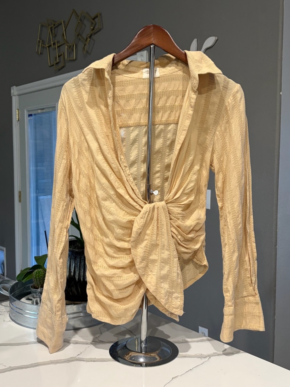 ChouChou Designer tops  Light Yellow Tie-Front Collared Women's Top S